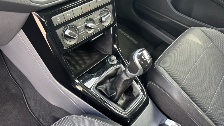 Volkswagen T-Cross 1.0 TSI 115 SE 5dr Petrol Estate